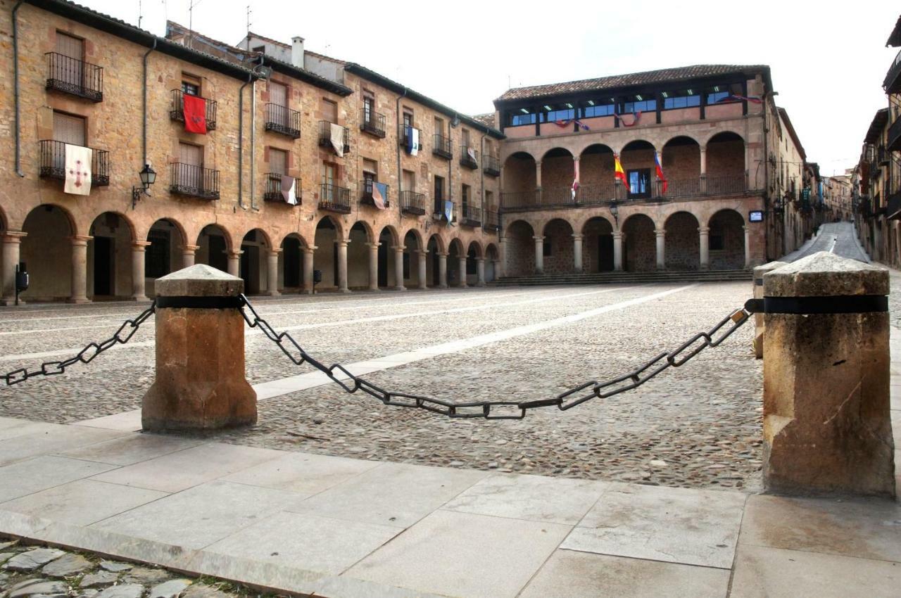 Los Balcones - Alojamiento Rural En Sigueenza Villa Eksteriør bilde